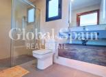 Resale - VILLA -
LOS ALCÁZARES