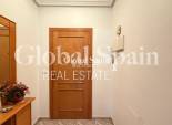 Wiederverkauf - WOHNUNG -
TORREVIEJA - Playa del Cura