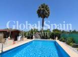 Resale - Country Property/Finca -
LAS HEREDADES