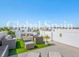 Revente - VILLA -
ORIHUELA COSTA - VILLAMARTÍN