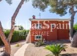 Wiederverkauf - VILLA -
TORREVIEJA - LOS BALCONES - LOS ALTOS