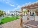 Revente - VILLA -
ORIHUELA COSTA - VILLAMARTÍN