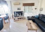 Resale - Villa -
ORIHUELA COSTA - VILLAMARTÍN