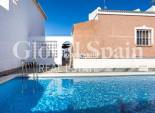 Resale - VILLA -
TORREVIEJA - Costa Blanca
