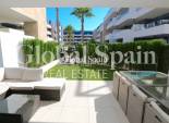Wiederverkauf - WOHNUNG -
PLAYA FLAMENCA - Costa Blanca