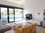 Wederverkoop - VILLA -
Formentera del Segura - Fincas de La Vega