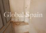 Revente - APPARTEMENT -
ORIHUELA - Inland