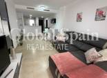 Wiederverkauf - WOHNUNG -
ORIHUELA COSTA - VILLAMARTÍN