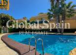 Wederverkoop - APPARTEMENT -
ORIHUELA COSTA - Costa Blanca