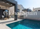 Resale - VILLA -
CIUDAD QUESADA