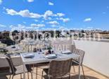 Wiederverkauf - PENTHOUSE -
VILLAMARTÍN - Costa Blanca