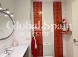Revente - APPARTEMENT -
TORREVIEJA - Paseo maritimo