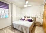 Wederverkoop - APPARTEMENT -
TORREVIEJA - Center