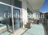 Wederverkoop - APPARTEMENT -
BENIDORM - Levante