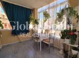 Wederverkoop - APPARTEMENT -
TORREVIEJA - Torrevieja