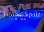Odsprzedaż - WILLA  -
LOS MONTESINOS - Costa Blanca