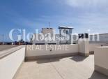 Wederverkoop - PENTHOUSE -
TORREVIEJA - Playa del Cura