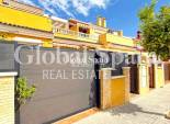 Resale - House -
TORREVIEJA - La Siesta - El Salado -  Torreta