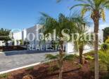 Resale - VILLA -
ALTEA - Costa Blanca