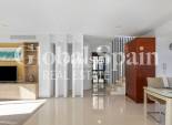 Odsprzedaż - WILLA  -
ORIHUELA COSTA - 