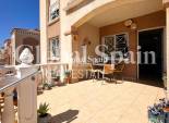 Wiederverkauf - WOHNUNG -
TORREVIEJA - Costa Blanca