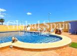 Wederverkoop - VILLA -
TORREVIEJA - Costa Blanca