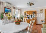 Resale - VILLA -
JACARILLA - Inland