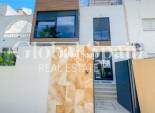 Wederverkoop - HUIS -
TORREVIEJA - Costa Blanca