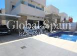 Revente - VILLA -
VILLAMARTÍN - El Galan