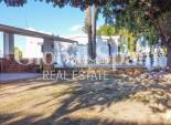 Resale - VILLA -
ORIHUELA
