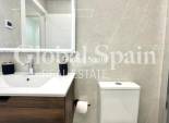 Wederverkoop - APPARTEMENT -
TORREVIEJA - Playa del Cura