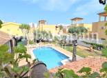 Resale - VILLA -
ORIHUELA COSTA - Villamartin