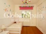 Resale - VILLA -
ROJALES - Inland