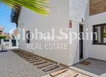 Wiederverkauf - VILLA -
TORREVIEJA - Costa Blanca