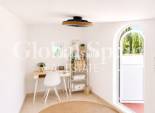 Revente - VILLA -
VILLAMARTÍN - Costa Blanca