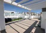 Revente - APPARTEMENT -
LA ZENIA - Costa Blanca