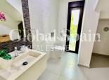 Wederverkoop - VILLA -
ROJALES - Cuidad Quesada