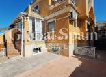 Venta - CASA -
TORREVIEJA - Aguas Nuevas