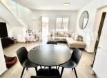 Revente - VILLA -
VILLAMARTÍN - Costa Blanca
