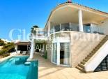 Resale - VILLA -
CIUDAD QUESADA