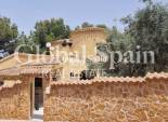 Resale - VILLA -
ORIHUELA - Inland