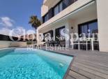 Revente - VILLA -
TORREVIEJA - Costa Blanca