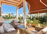 Odsprzedaż - WILLA  -
TORREVIEJA - 