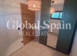 Revente - APPARTEMENT -
GUARDAMAR DEL SEGURA