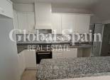 Venta - APARTAMENTO -
ORIHUELA COSTA - VILLAMARTÍN