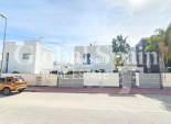 Wiederverkauf - VILLA -
ROJALES - Cuidad Quesada