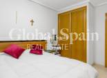Resale - APARTMENT -
TORREVIEJA - Centro