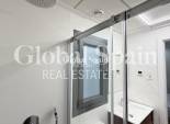 Wederverkoop - APPARTEMENT -
TORREVIEJA - Estacion de autobuses