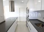 Revente - APPARTEMENT -
VILLAMARTÍN - Costa Blanca