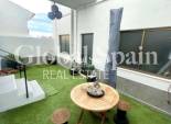 Revente - APPARTEMENT -
ORIHUELA - Inland